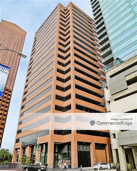 888 South Figueroa Street Los Angeles, CA commercial lease.